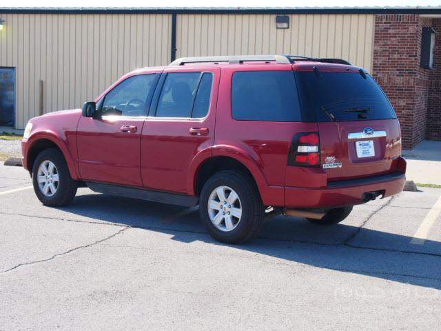 2010 Ford Explorer
