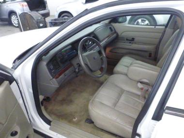 2011 Ford Crown Victoria LX