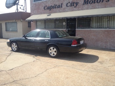 2011 Ford Crown Victoria LX