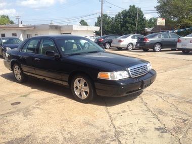 2011 Ford Crown Victoria LX