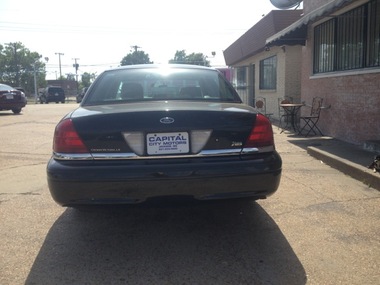 2011 Ford Crown Victoria LX