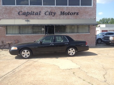 2011 Ford Crown Victoria LX