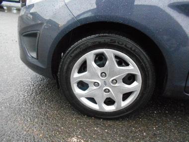 2013 Ford Fiesta SE