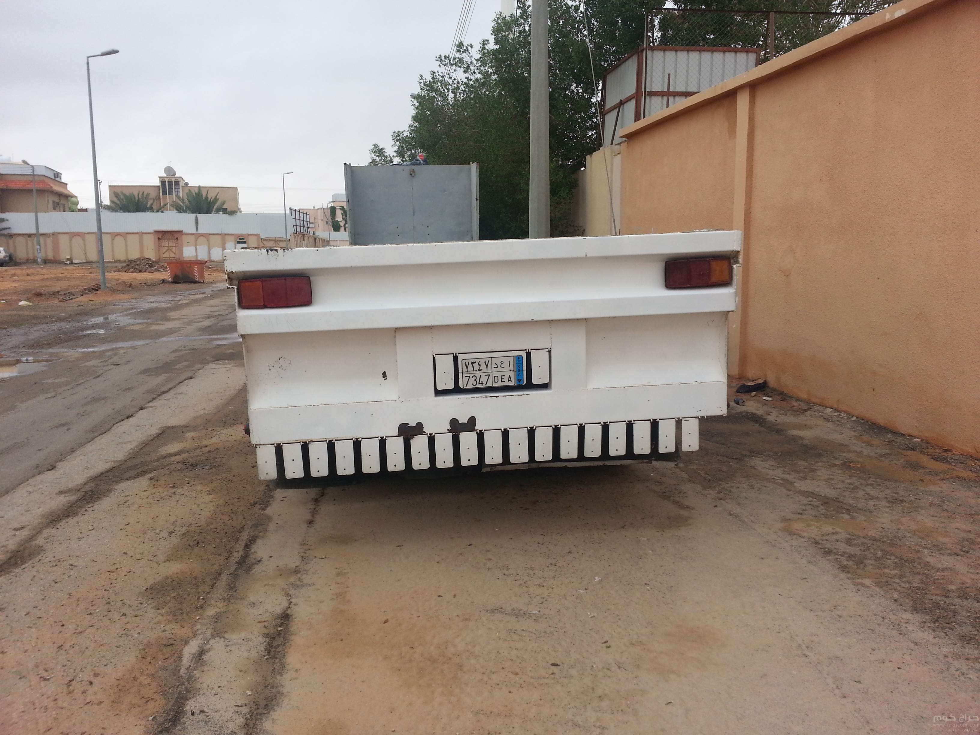شاحنة مرسيدس موديل 79 بوز