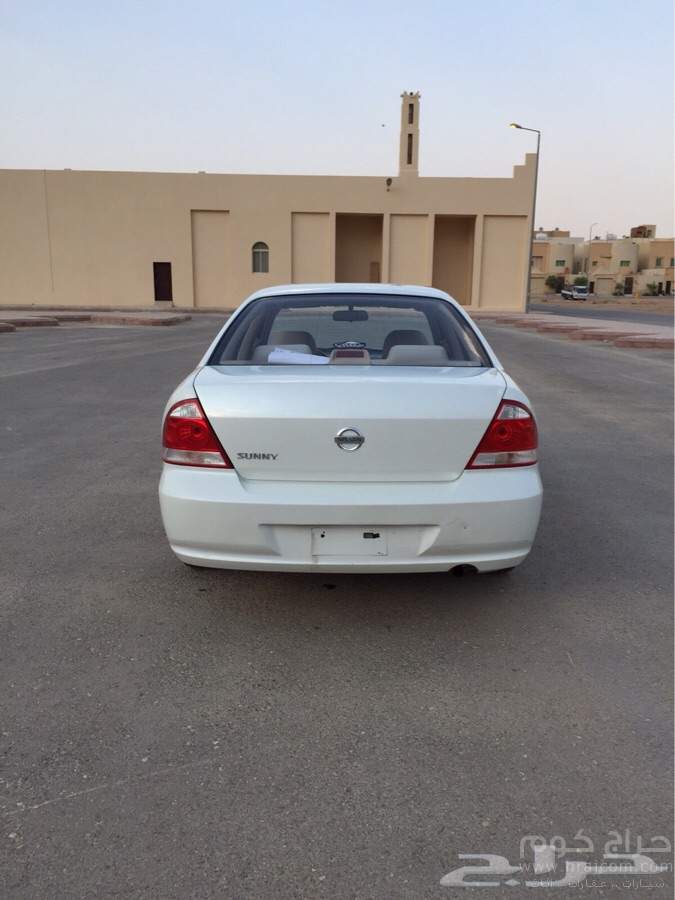 للبيع سياره صني نظيفه جدآ وممشى قليل البدي نظيف