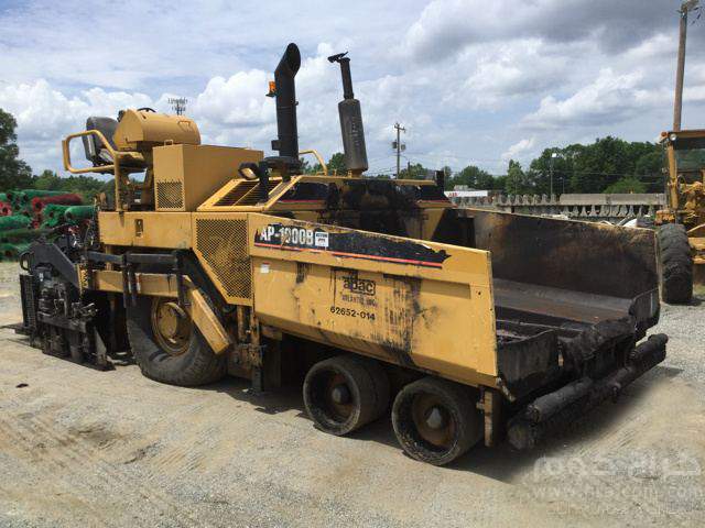 IT# 585651-2005 Caterpillar AP-1000B Asphalt Paver
