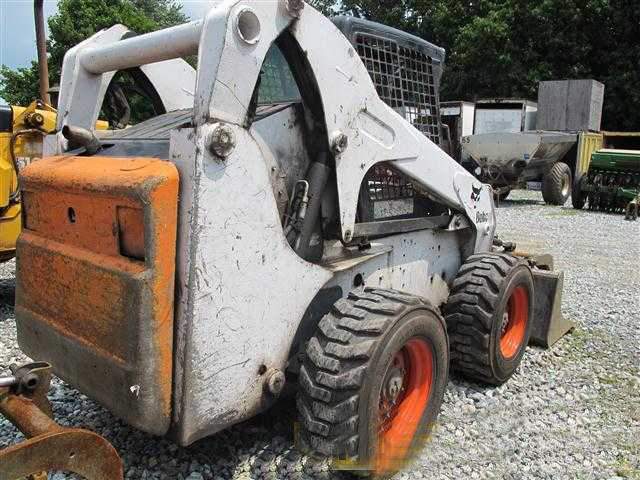 شيول بوبكات BOBCAT موديل 2005 طراز S300 رقم القطعة 723