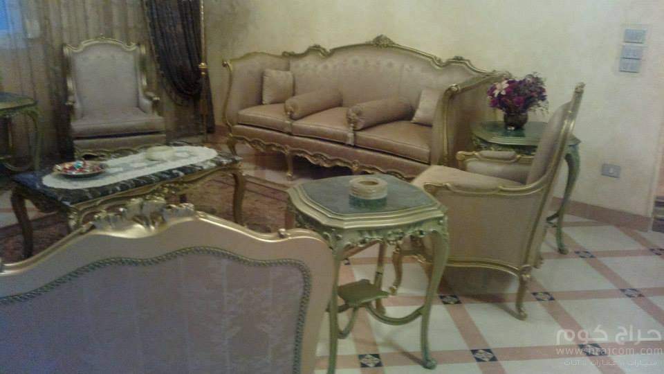 للايجار فيلا مفروشة فرش راقى جدا بكمبوند الشروق 2000 بالشروق