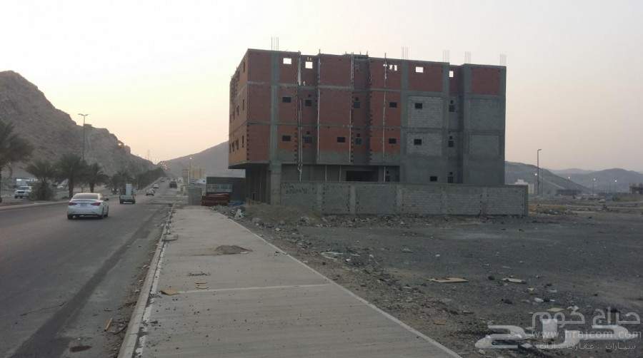 عماره للبيع تجاريه بمكة المكرمة مخطط الريان ( المحيسني )