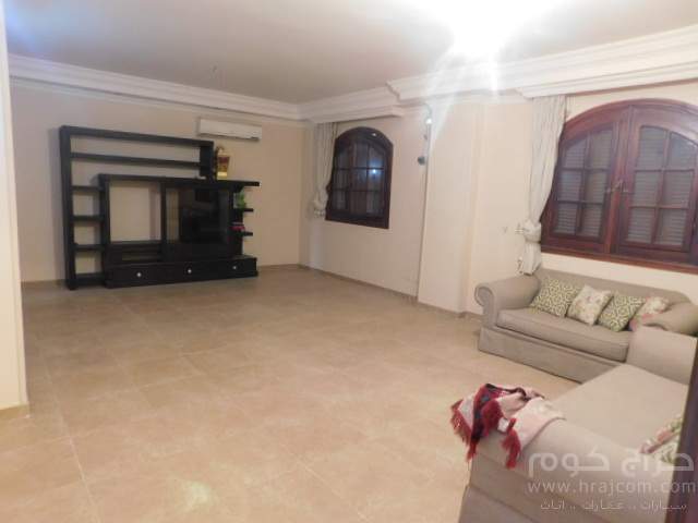 فيلا أكسترا سوبر لوكس بالعبور