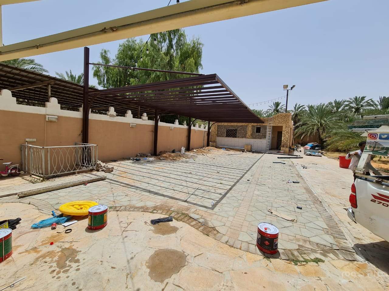 مظلات وسواتر حميان لتركيب مشاريع الهناجر ومظلات المدارس والشبوك الزراعيه والبرجولات 0535990477 - 0535990488